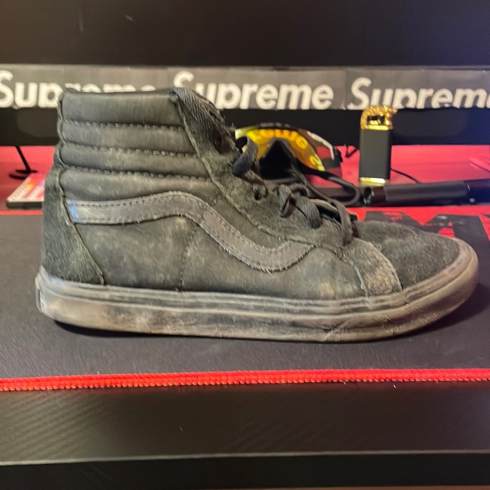 Youth vans shoes